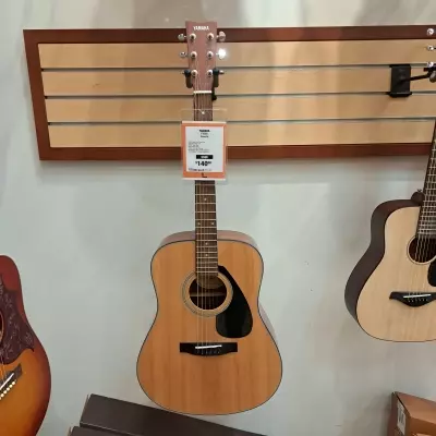 Yamaha - F325D